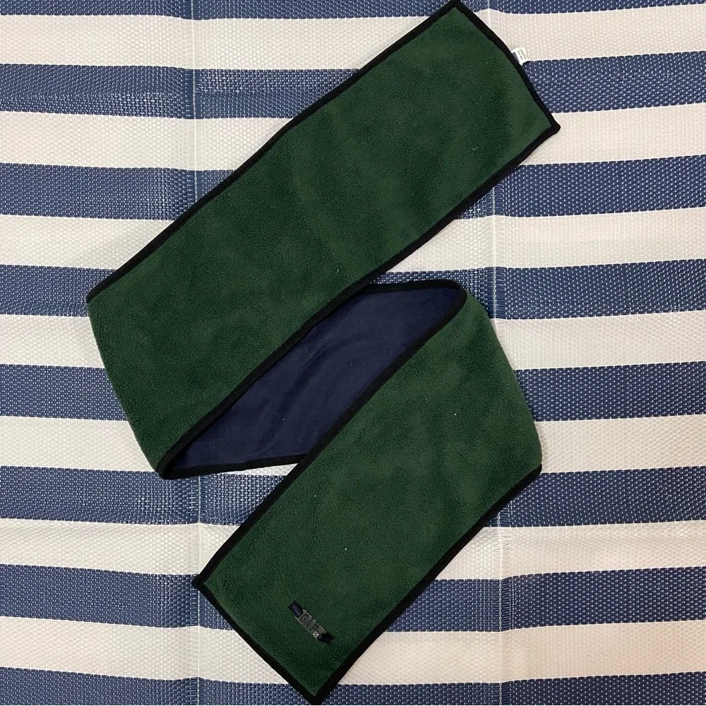 GAP Reversible Scarf